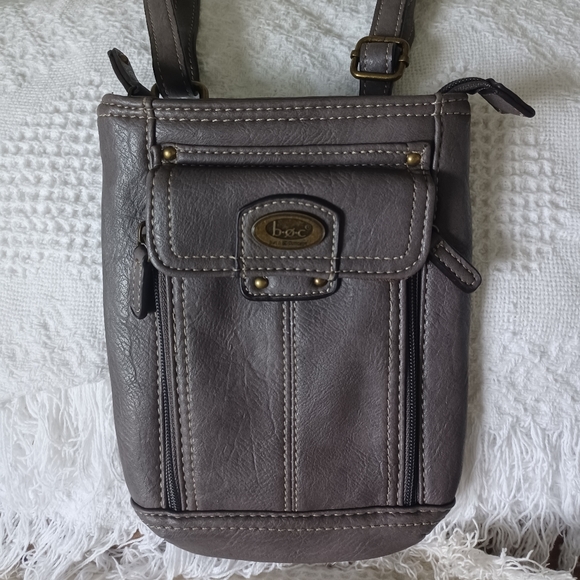 b.o.c. Mini Organizer Crosssbody Bag - Picture 2 of 12